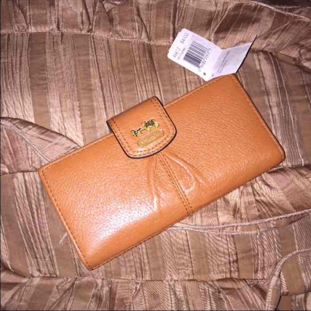 Coach wallet