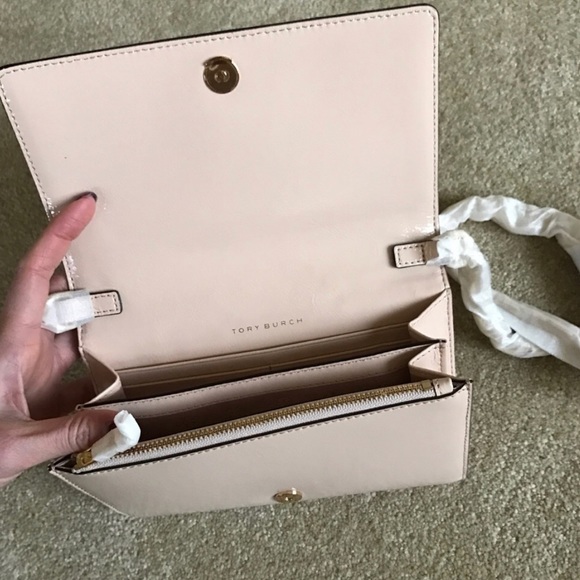 New Tory burch crossbody - Picture 2 of 4