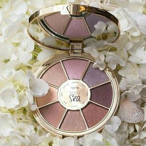 Tarte rainforest of the sea eyeshadow palette