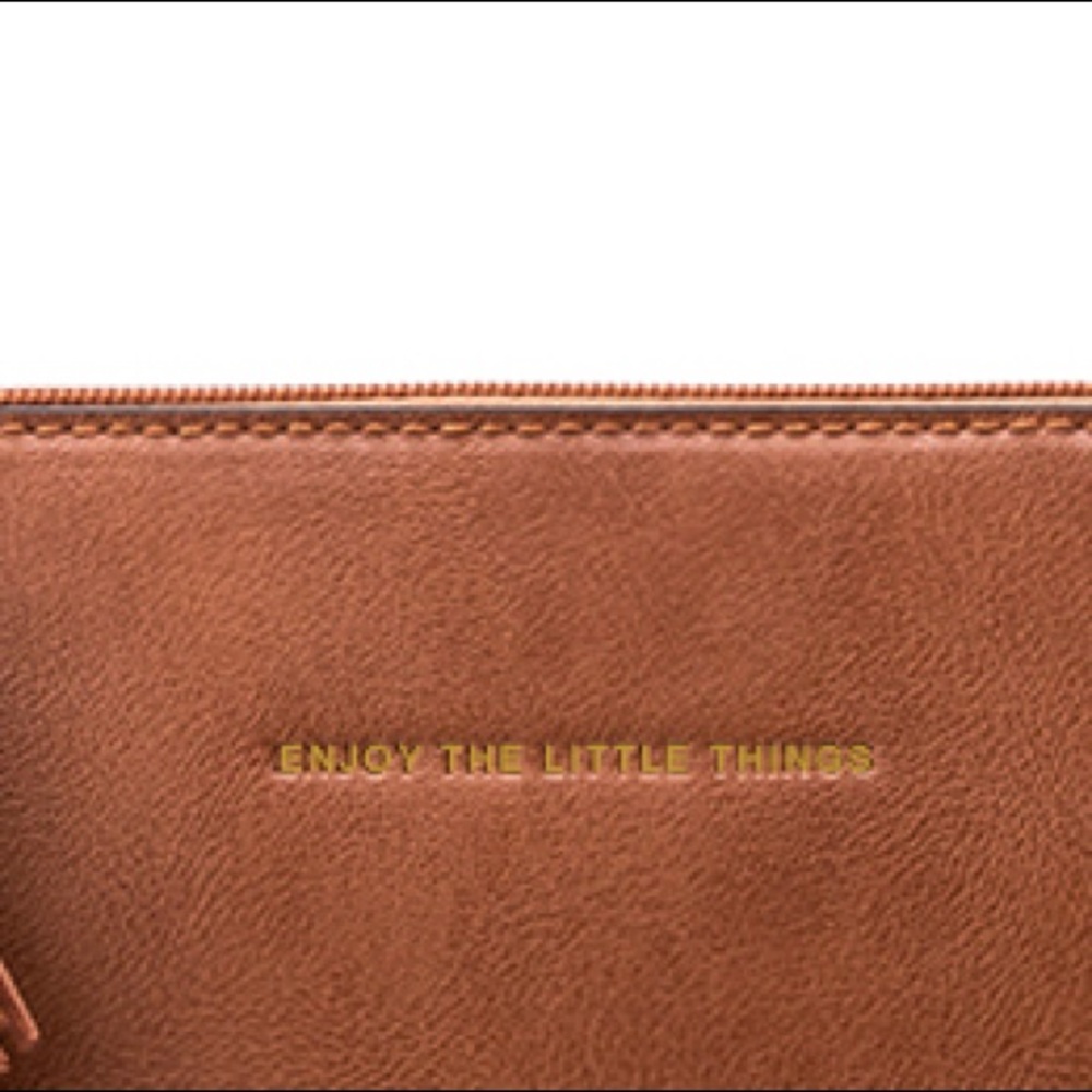Byron Quote Crossbody - Melie Bianco - Picture 2 of 7