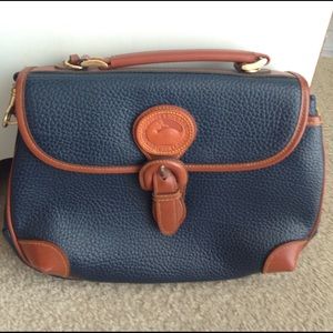 Dooney & Bourke Bag