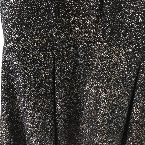 Sold.... NWT Short evening dress - Picture 5 of 6