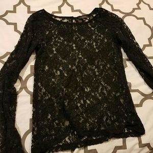 Long sleeve lace shell