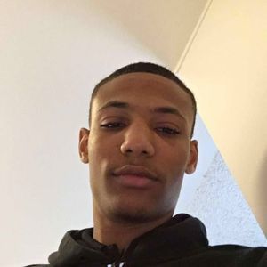 Meet your Posher, Malique
