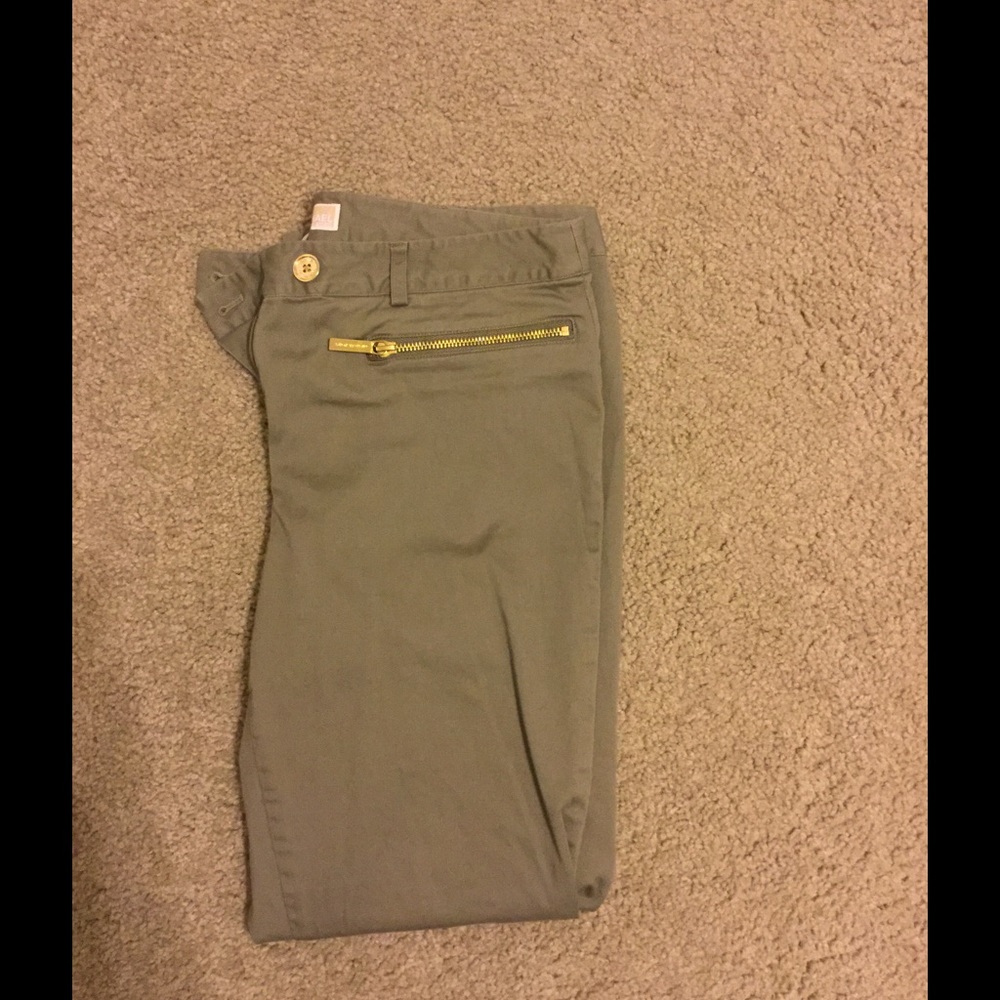 Michael Kors size 8 Green and gold pants