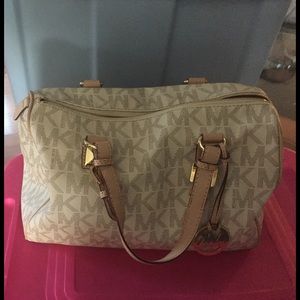Mk Grayson large satchel
