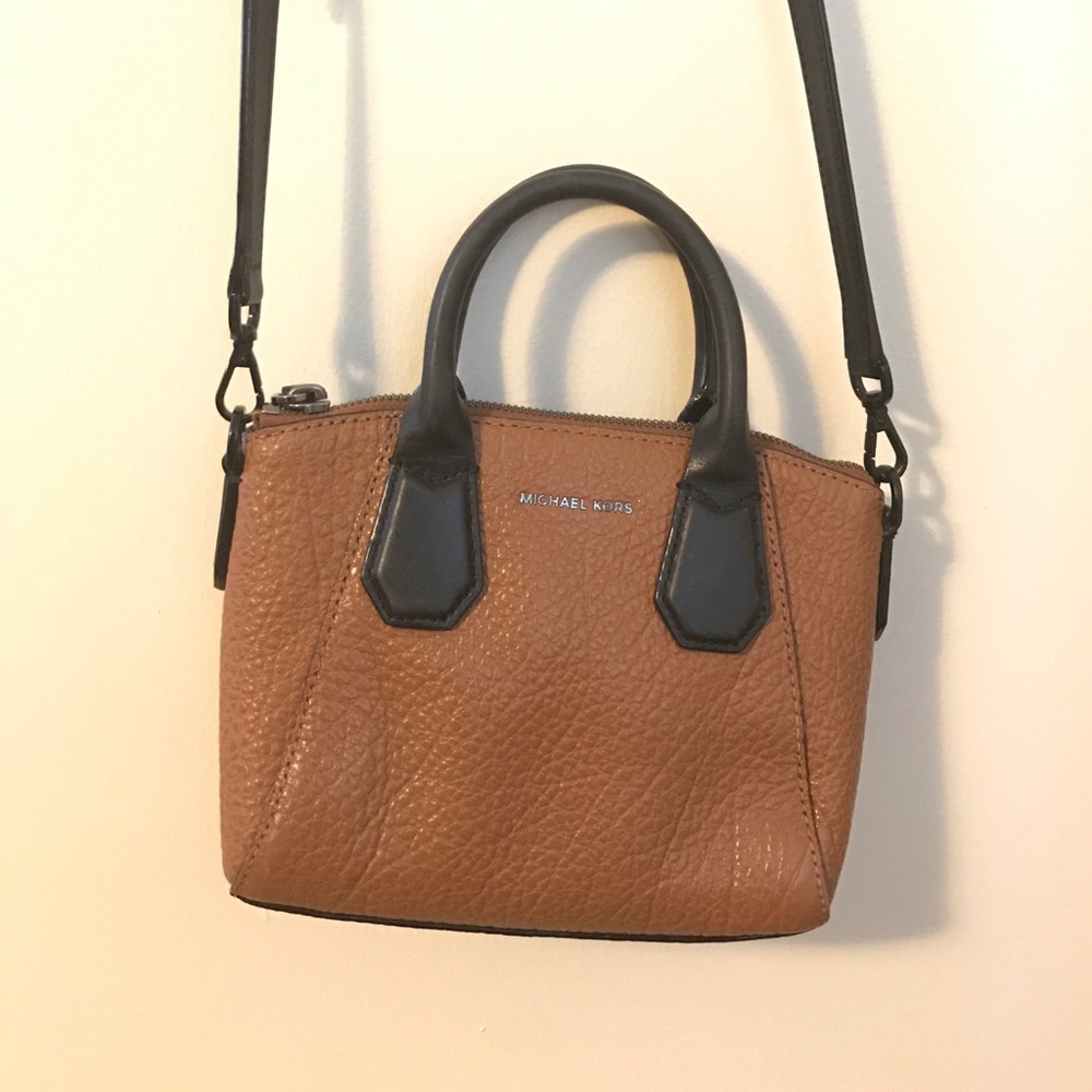 Michael Kors Mini Campbell