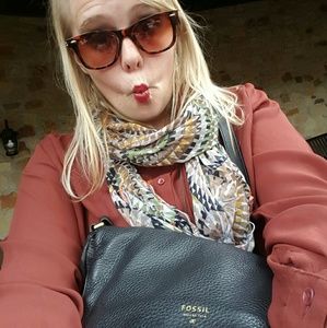 Meet your Posher, Jazmin