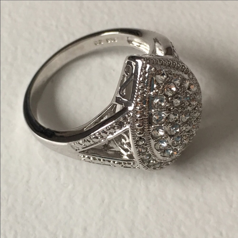 Diamond and Crystal Teardrop Ring New - Picture 5 of 10