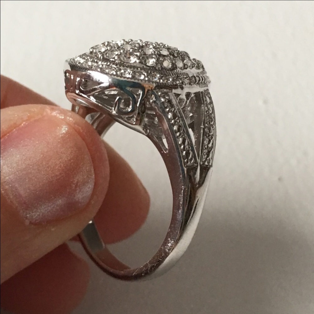 Diamond and Crystal Teardrop Ring New - Picture 6 of 10