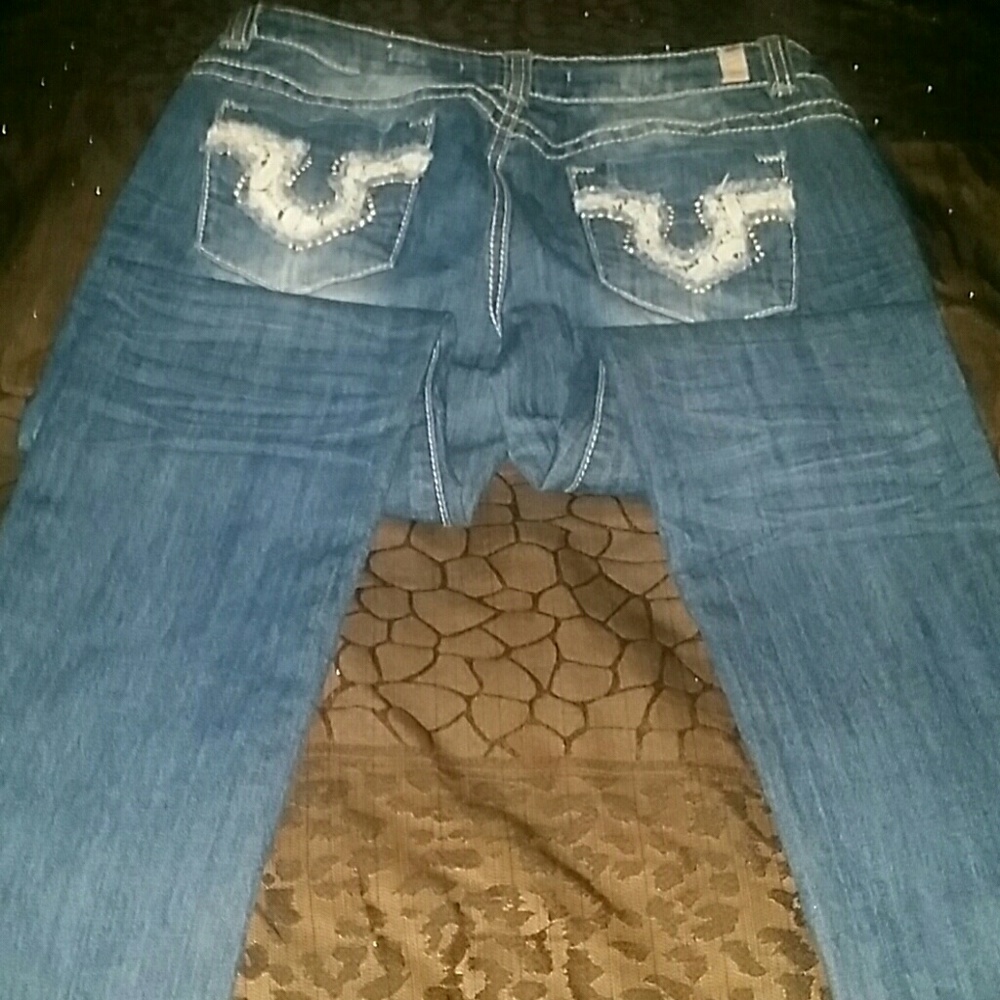 Jeans - Picture 2 of 3