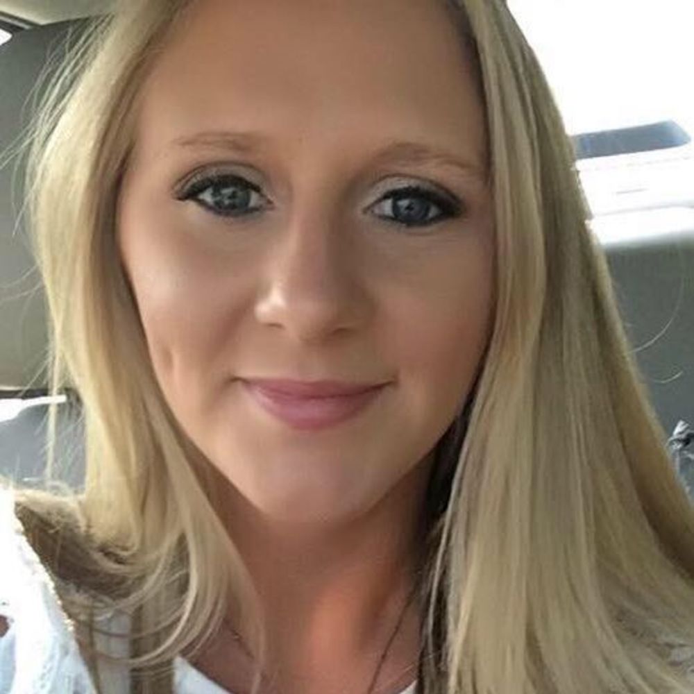 Meet your Posher, Kelli