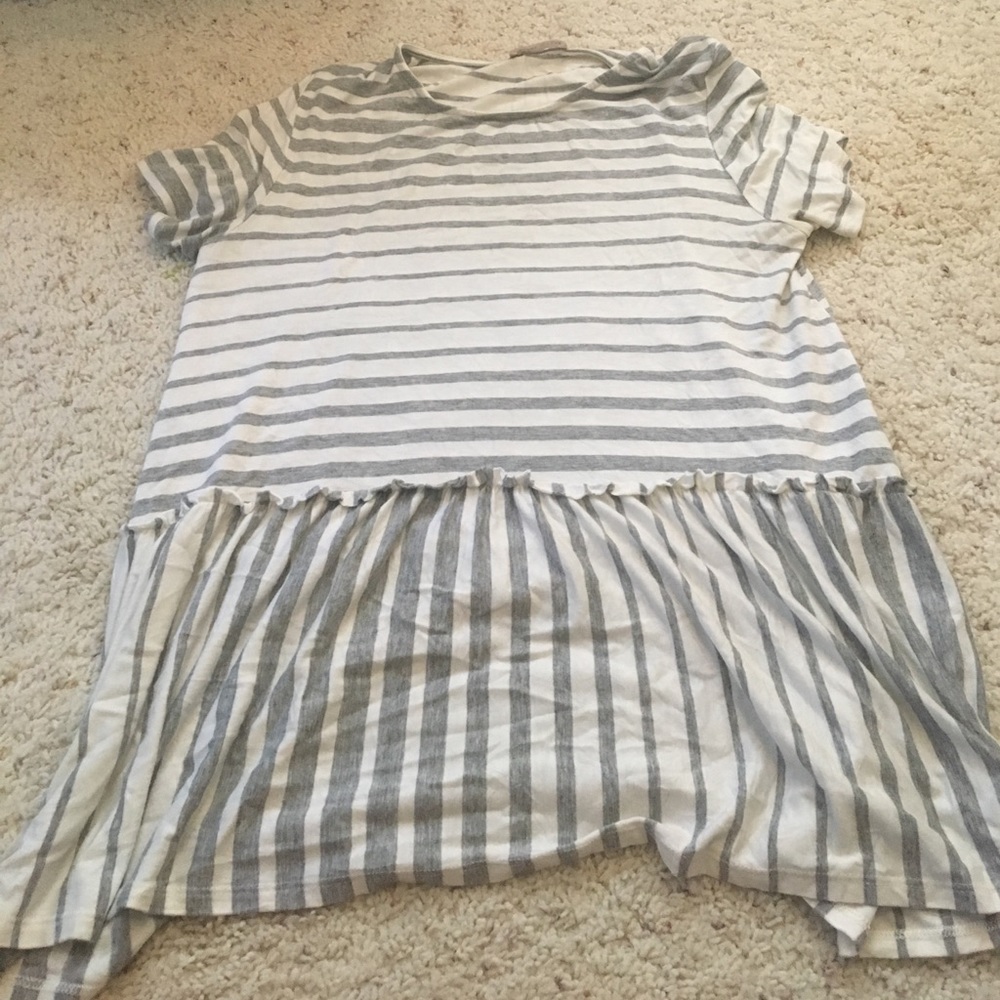 Excellent condition boutique top!