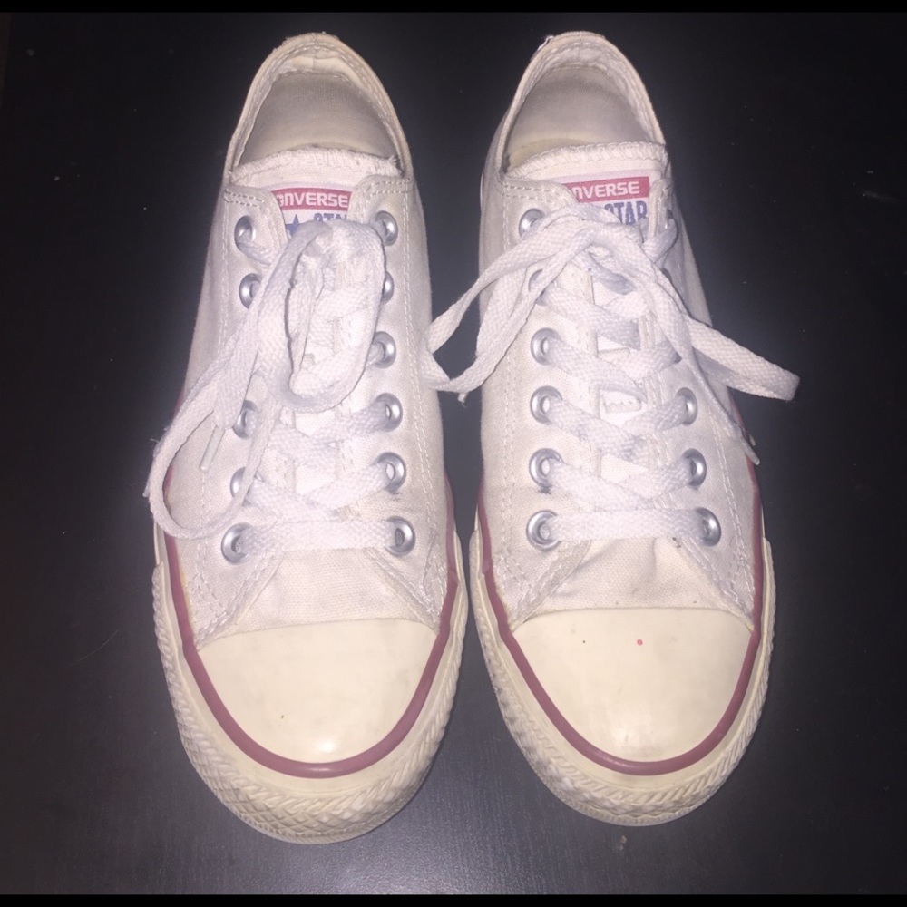 Worn, white, size-7 converse