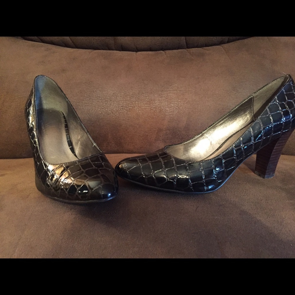 👡 WORTHINGTON PUMPS SIZE 8M 👡