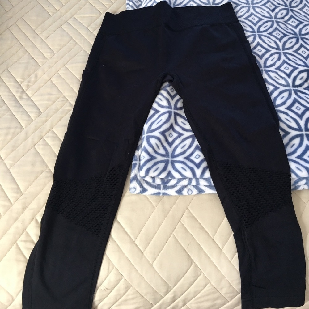 Fabletics Workout Capri - worn once