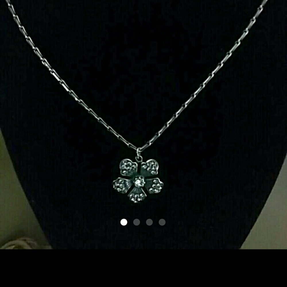 Catherine Popesco Flower Necklace NWOT