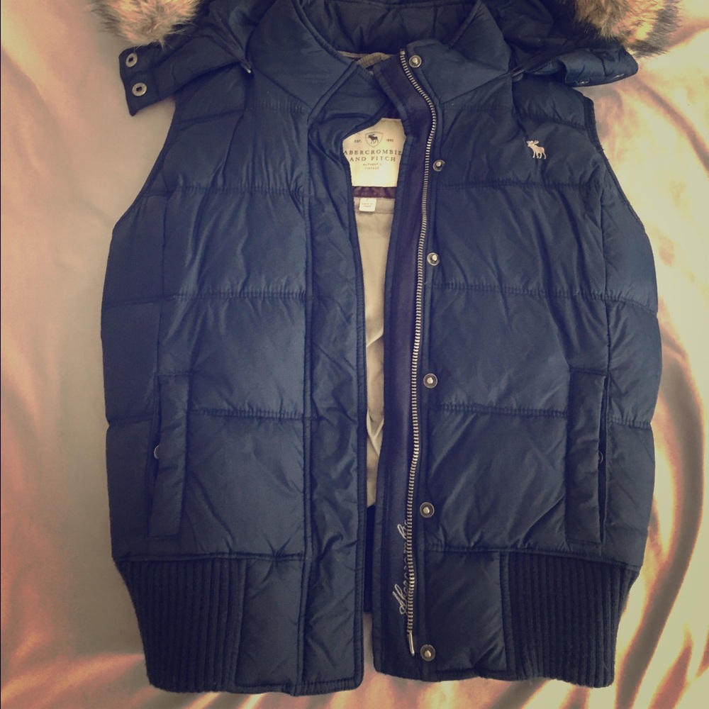 Abercrombie and Fitch vest