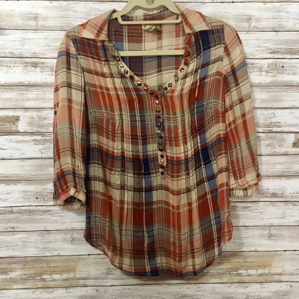 BKE Plaid 3/4 Sleeve Top - Picture 2 of 4