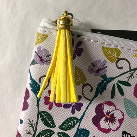 Lexington Pouch - Yellow Tassel - Picture 2 of 8