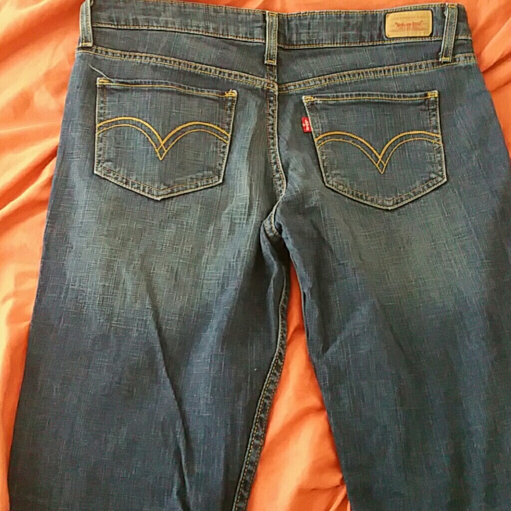 Levis 518