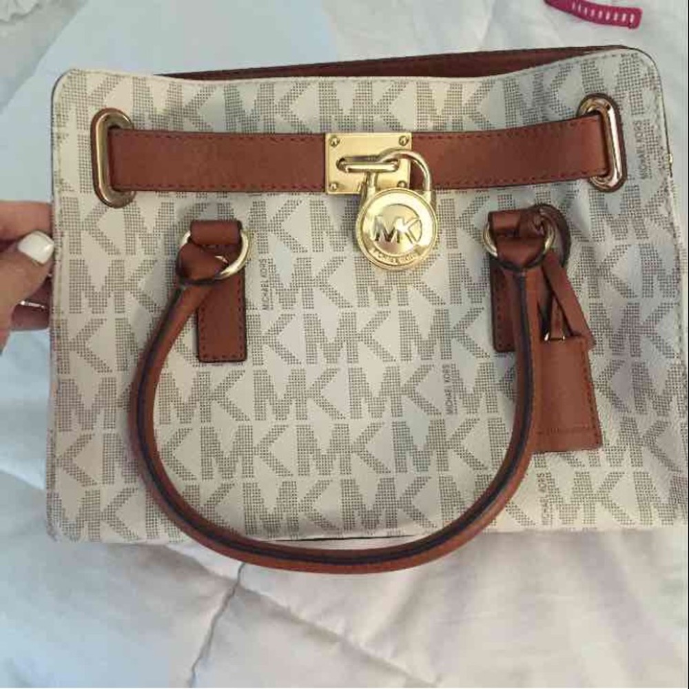 Michael kors handbag great condition no stains