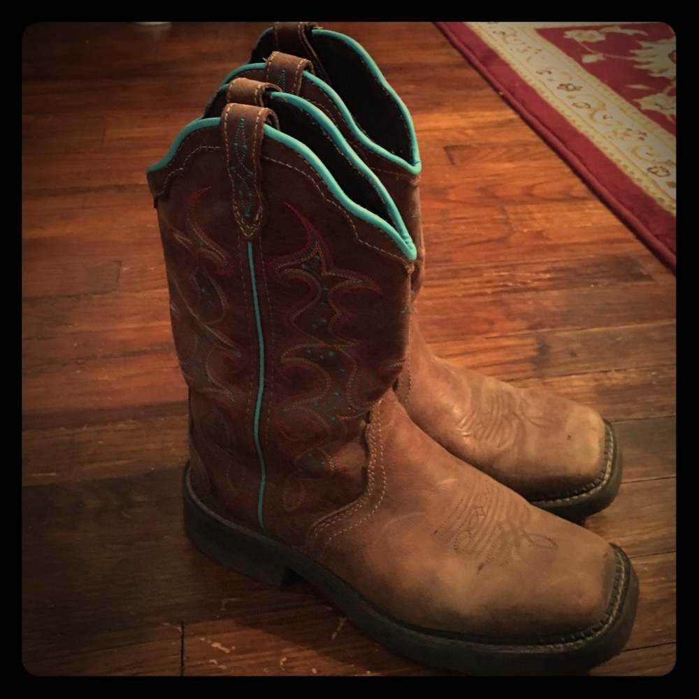 Justin Women Boots size 8B