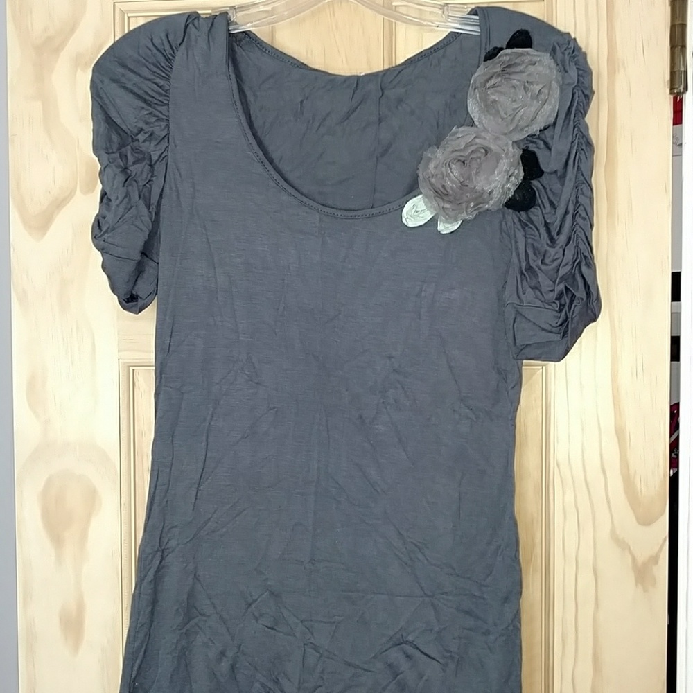 New gray short sleeve