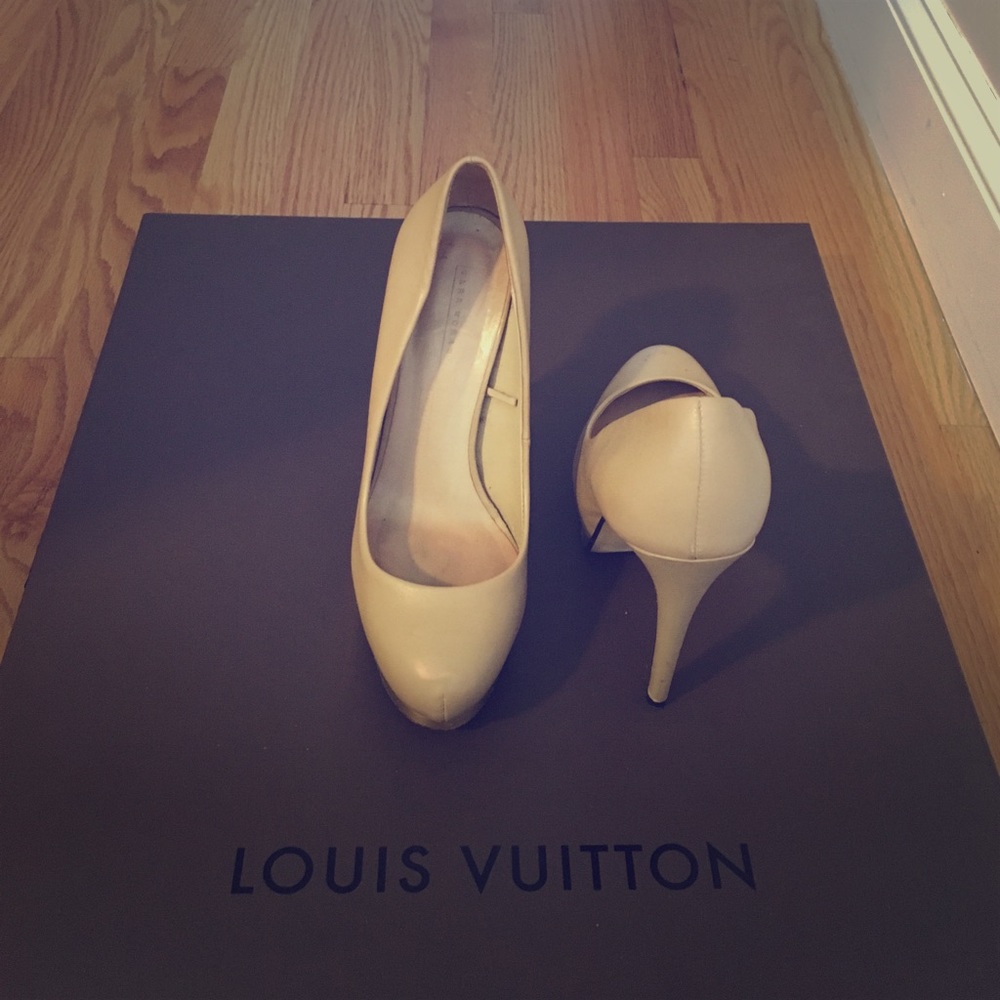 Nude Zara Pumps!
