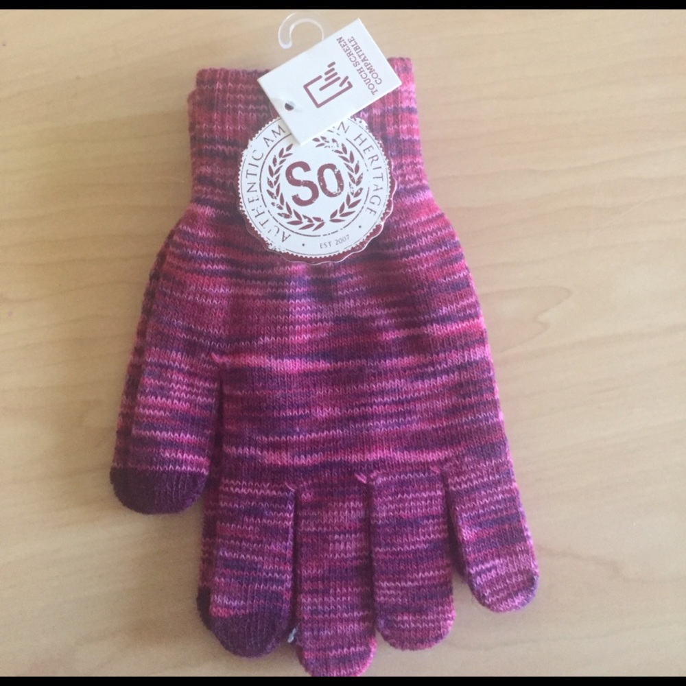 Touch screen compatible gloves