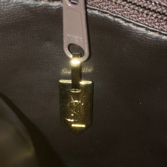 + SOLD + YVES SAINT LAURENT YSL Highland Bag Purse - Picture 7 of 8