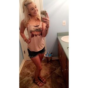 Meet your Posher, Charlotte