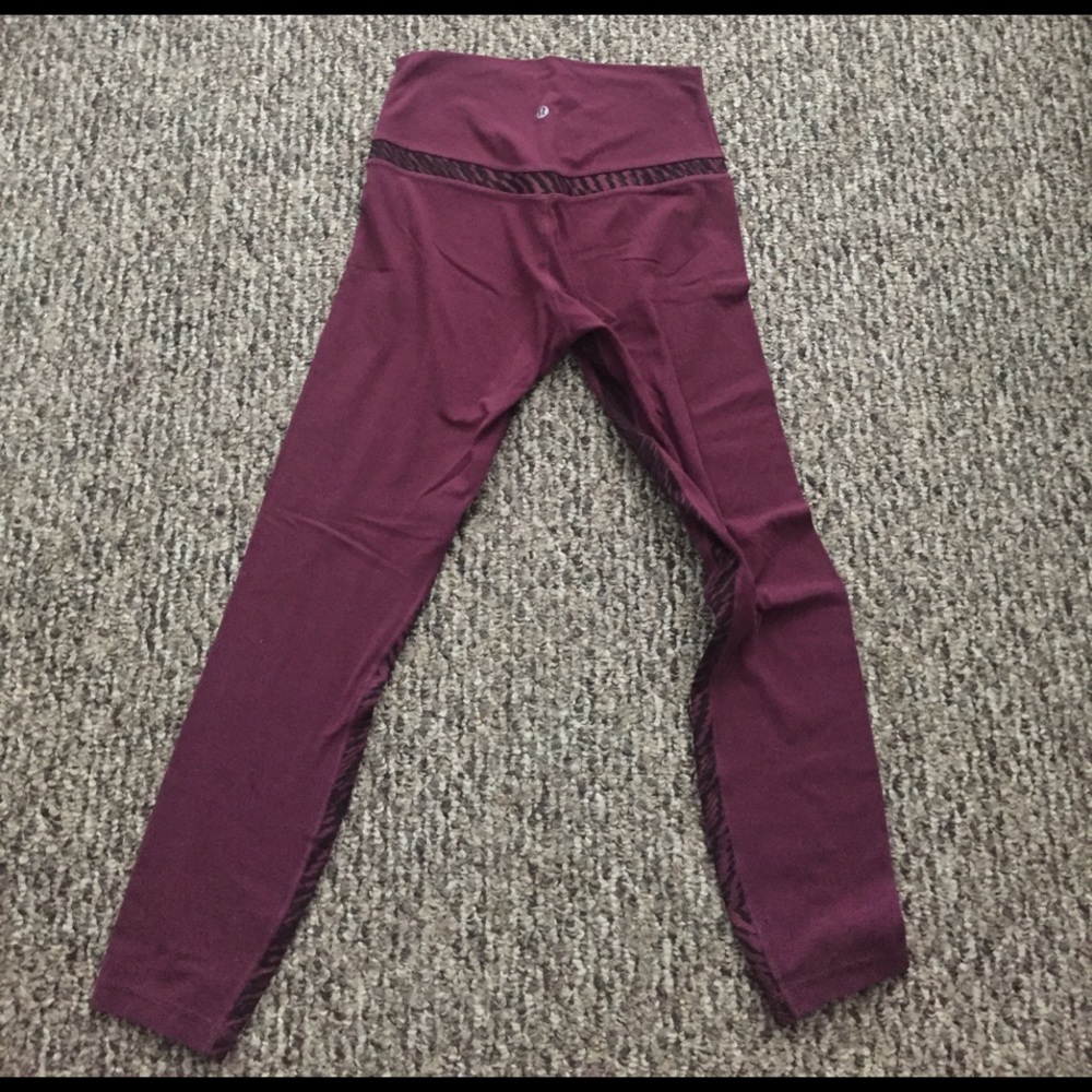 Lululemon align pant maroon colored size 6