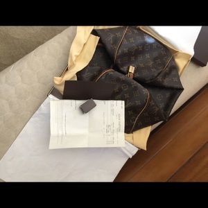 Authentic LV Speedy 30 (only handbag )