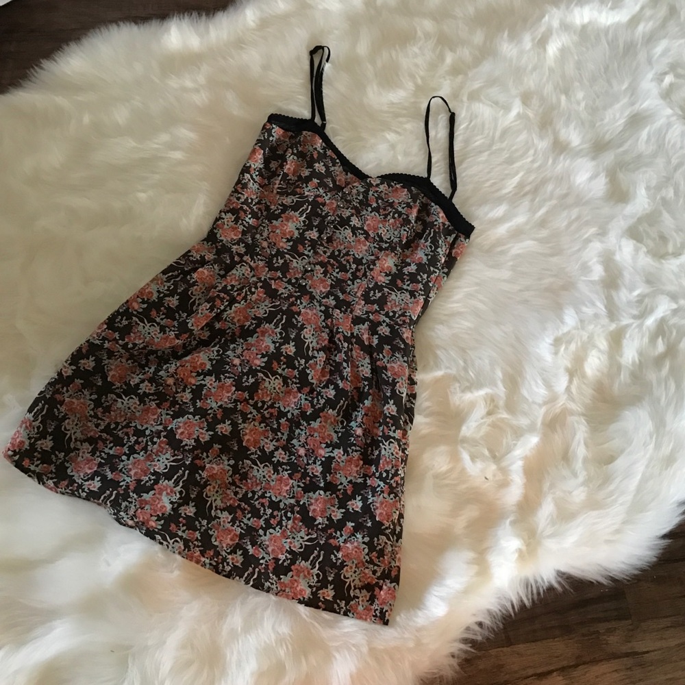 Floral dolce vita dress