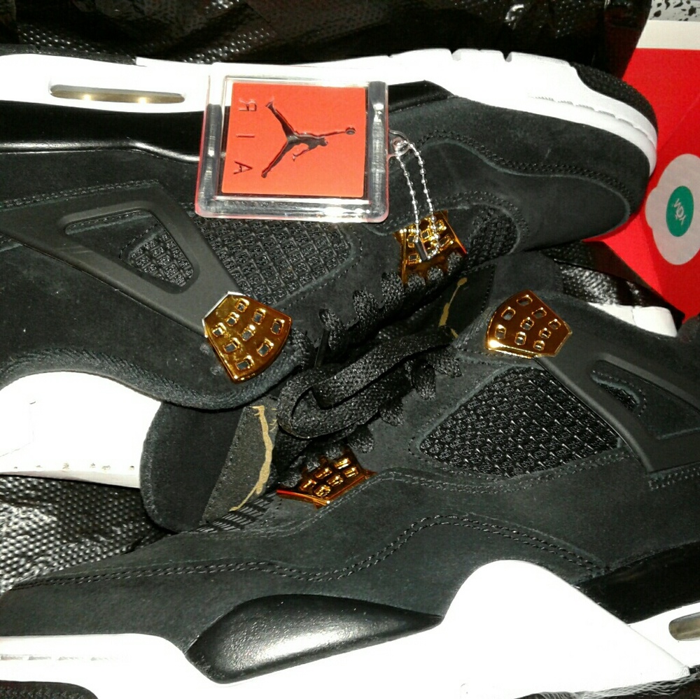 Jordan 4s royalty