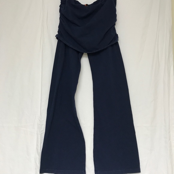 SOLD Le Donne ruched skirted flare yoga pants 👖 - Picture 1 of 4