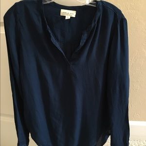 Cloth & stone navy v neck top