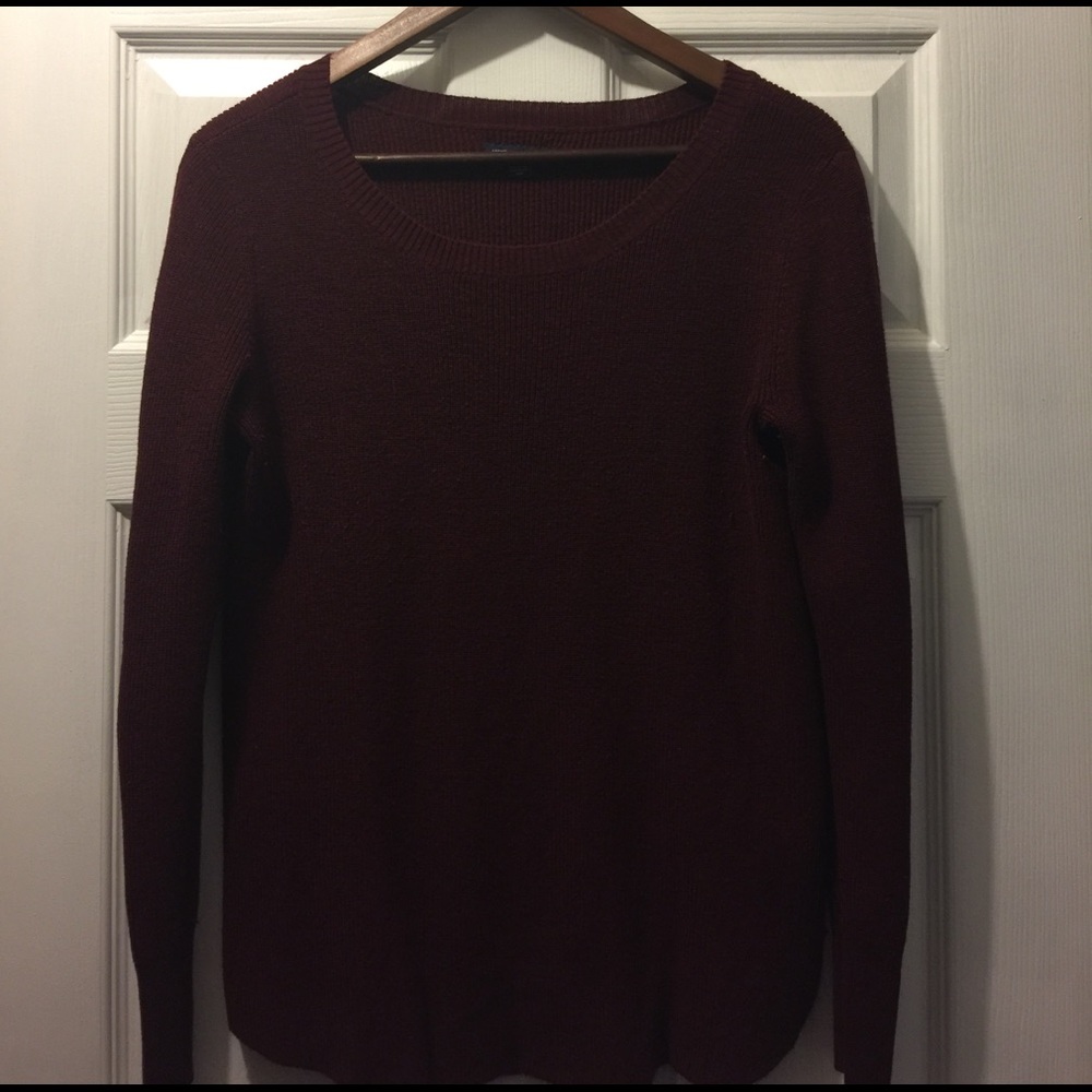 American Eagle sweater