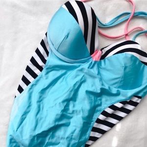 ALBION ONE-PIECE SWIMWEAR