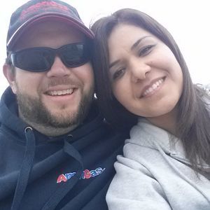 Meet your Posher, Najia