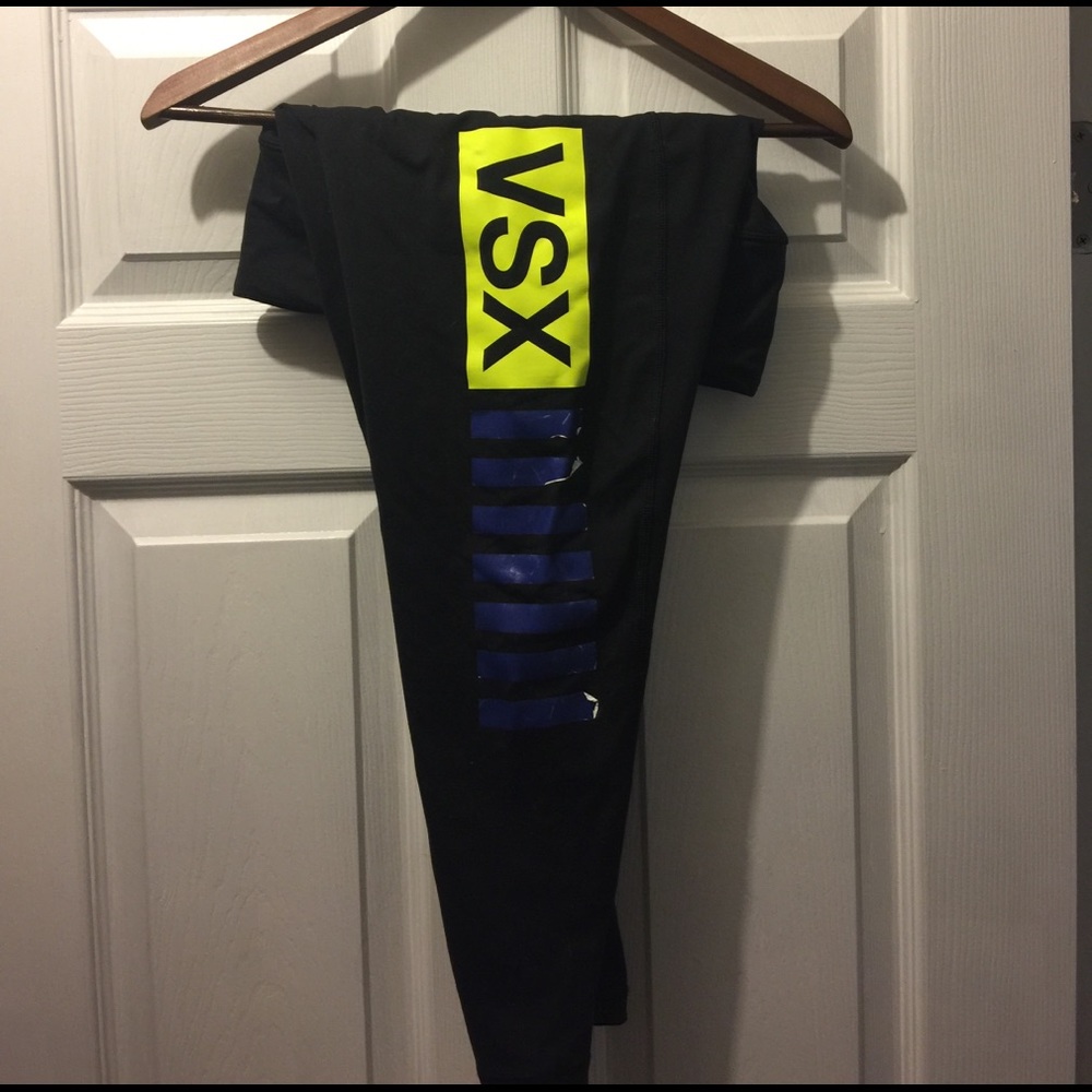 Knockout by Victoria Secret Capri