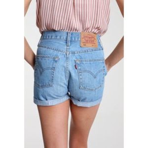 Vintage Levi's High-Waisted Denim Shorts