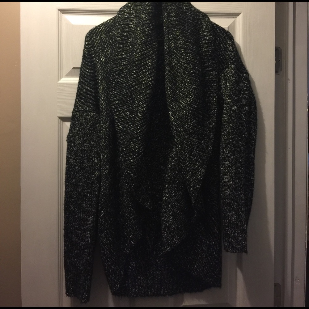APT. 9 cardigan