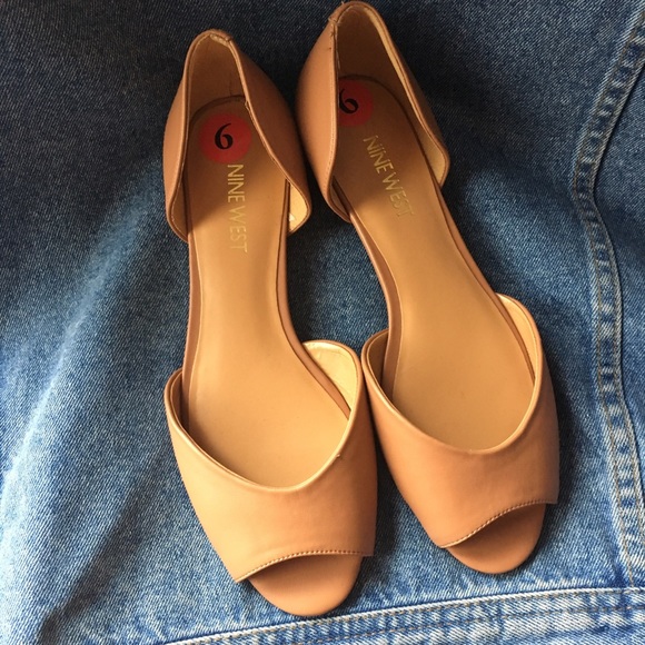 Nine West Shoes - Nine West Penelope Open Toe Flat Woman's 6 Camel