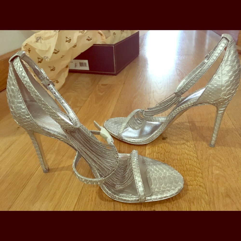 Vince Camuto Marston Shoe