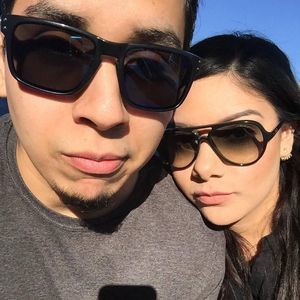 Meet your Posher, Sam