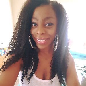 Meet your Posher, Kaleena