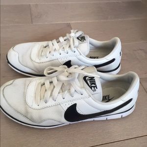 Nike white and black sneakers