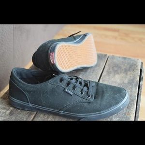 Barely used black vans Women's 8.5